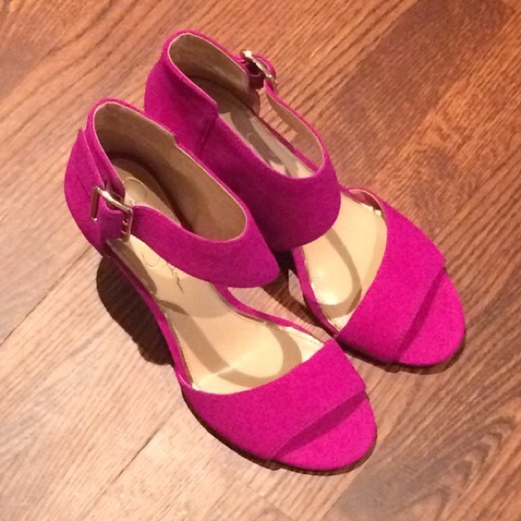 Marrionn Symphony Suede Heels NEVER WORN!