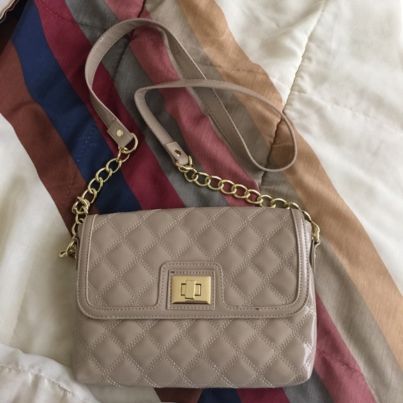 Steve Madden Quilted Bag - Picture 1 of 4