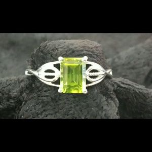 New. Peridot Ring in Sterling Silver