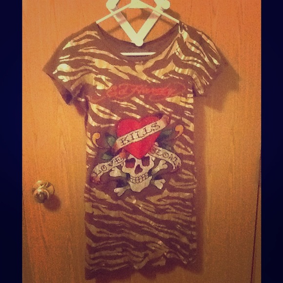 🎀ED HARDY🎀 Beautiful T shirt