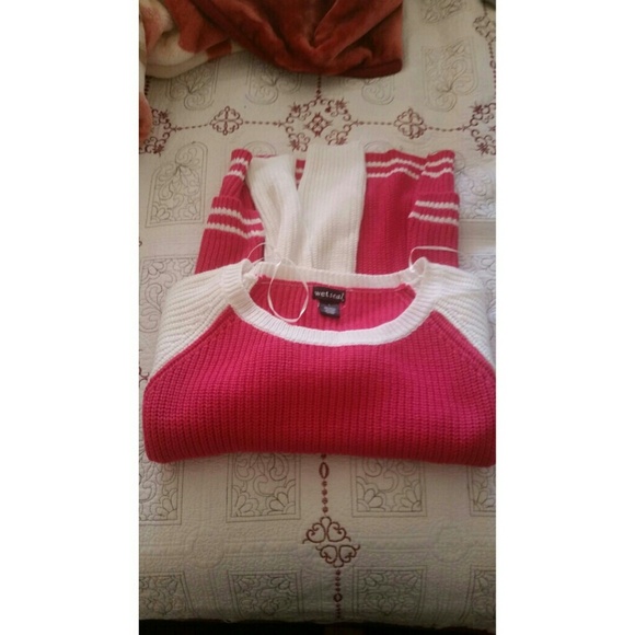 Knit sweater