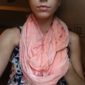 Infinity scarf