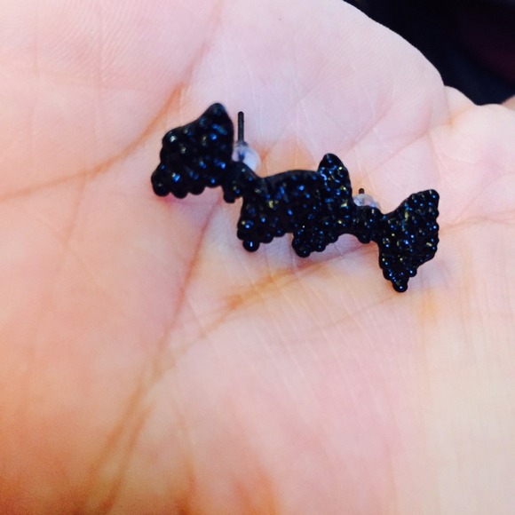 🎀Pretty Bow Earring🎀