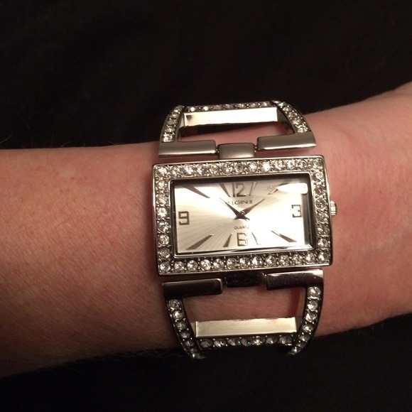 ELGIN II  Silver watch w/ crystals NWOT lock tag