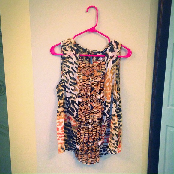 W118 Tiger Top