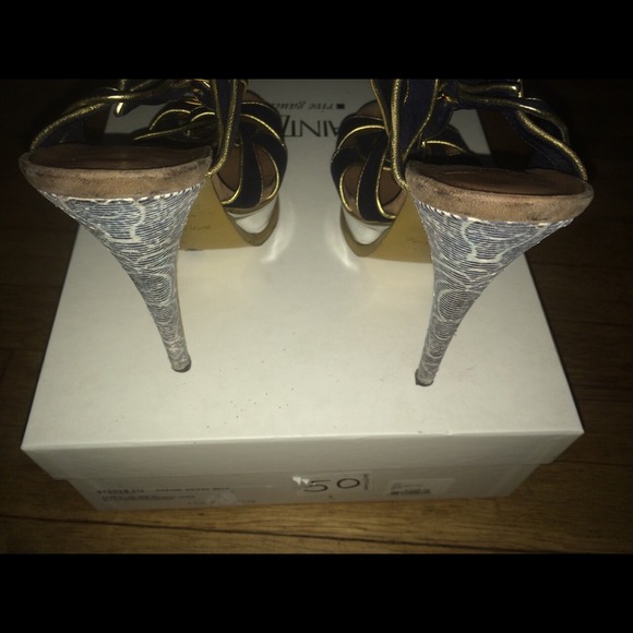 ❌❌❌❌SOLD❌❌❌❌❌❌Tribute 105 sandal - Picture 3 of 5