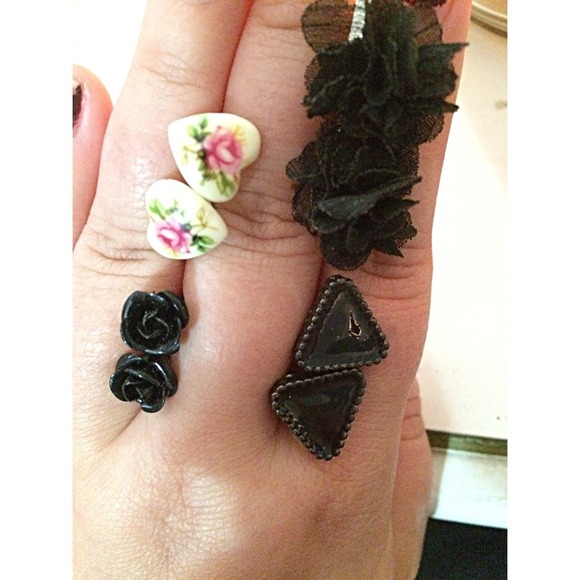 Earring Collection💎 - Picture 2 of 2