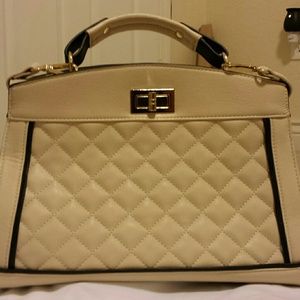 Cream and Black Handbag with Quilted Pattern