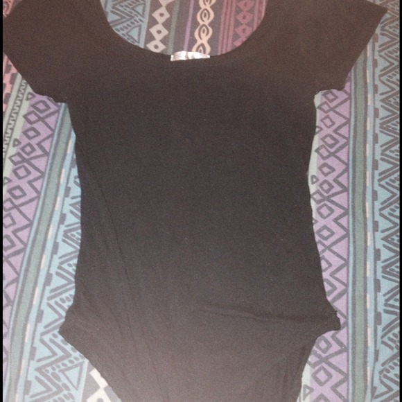 Black shirt/leotard