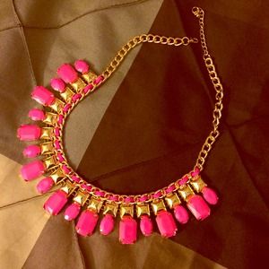 Hot pink statement necklace ✨