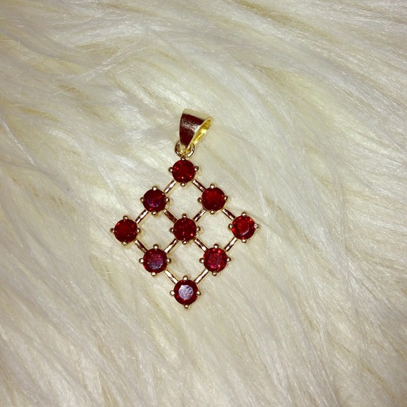 9-Stone Garnet Gold Pendant