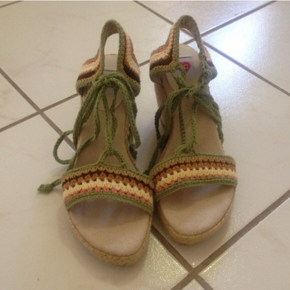 SALE Twine Wedges NEW