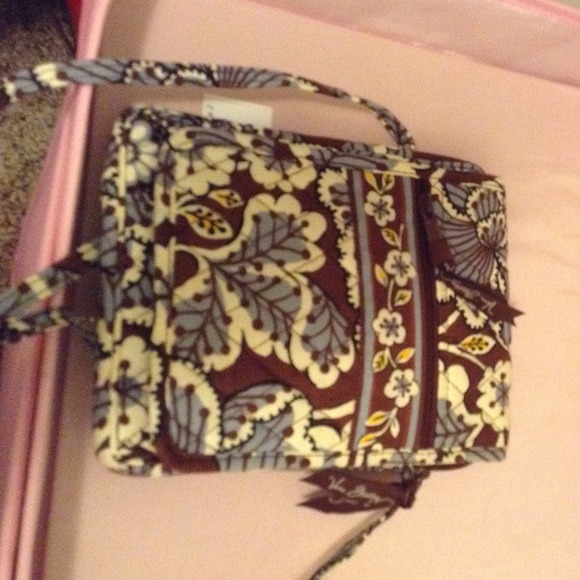 Vera Bradley cross body purse