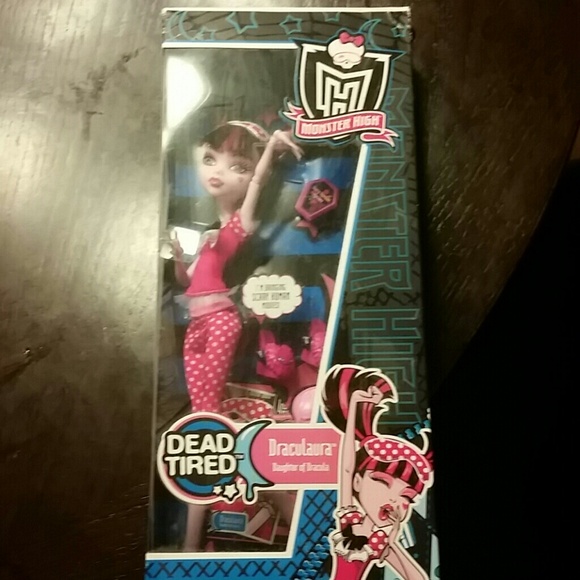 SOLD!!!Monster High Draculaura