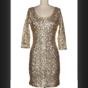 🎉HP🎉 NWT gold sequin sparkle holiday / nye dress