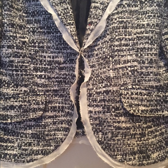 Blazer - Picture 2 of 2