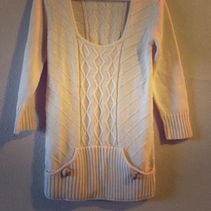 Lauren Moffat ivory sweater size M