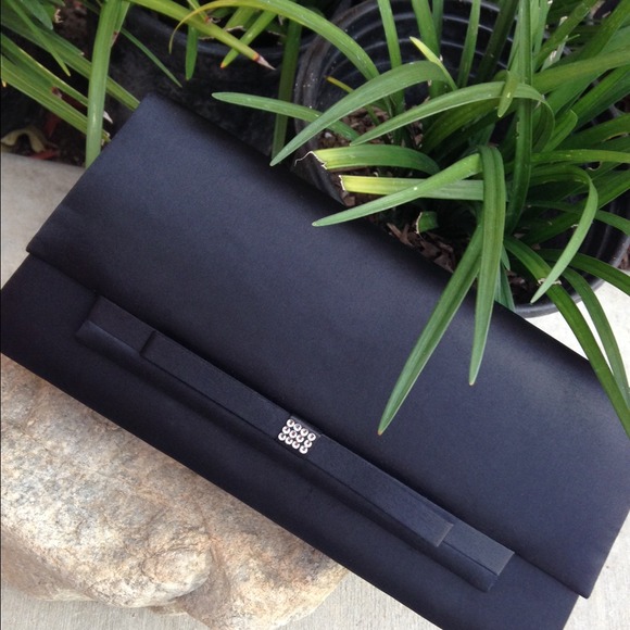 ❌SOLD❌ Beautiful clutch 💙