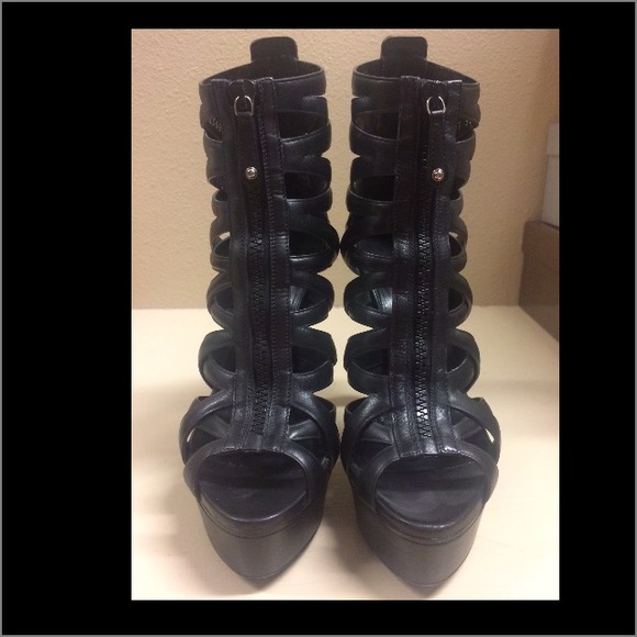 Gucci Lifford Black Platforms