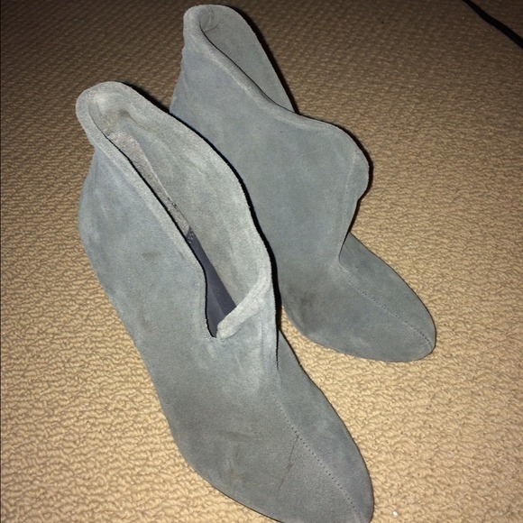 Grey suede booty