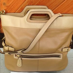 ❌SOLD❌ COACH--Leather tote👜