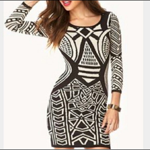 Beautiful Winter/Fall Dress! - Picture 2 of 3