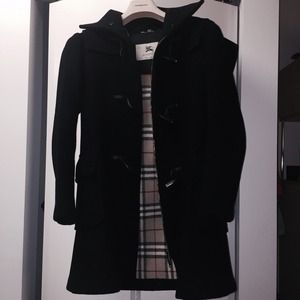 SOLD.On tradesysBurberry London Toggle Coat!