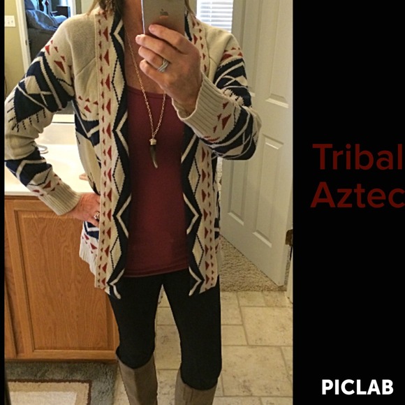 Cardigan sweater - Picture 2 of 4