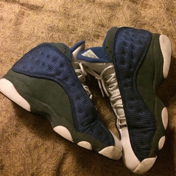 Flint 13 - Picture 2 of 4