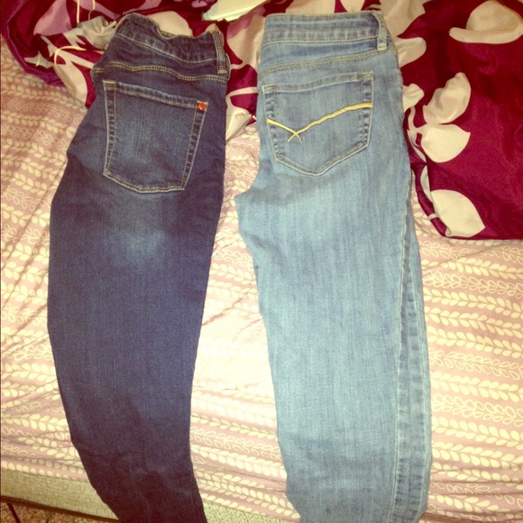 Two pairs of Bullhead jeans from Pacsun