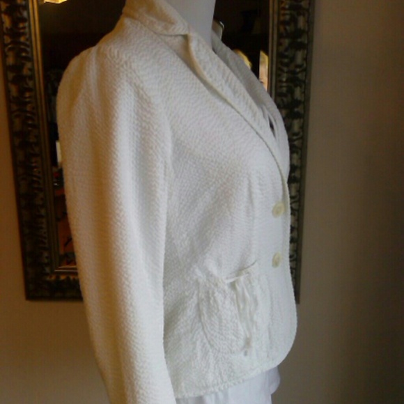 Sold in bundle. Style Land Cotton Jacket - Picture 3 of 4