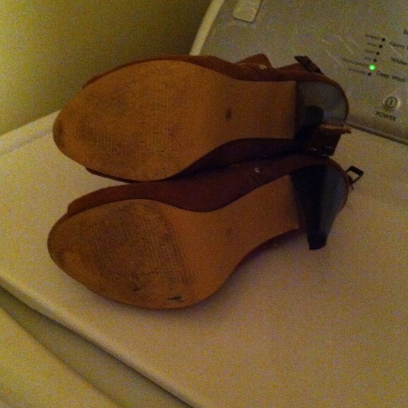 ✨Cognac booties✨ - Picture 2 of 4