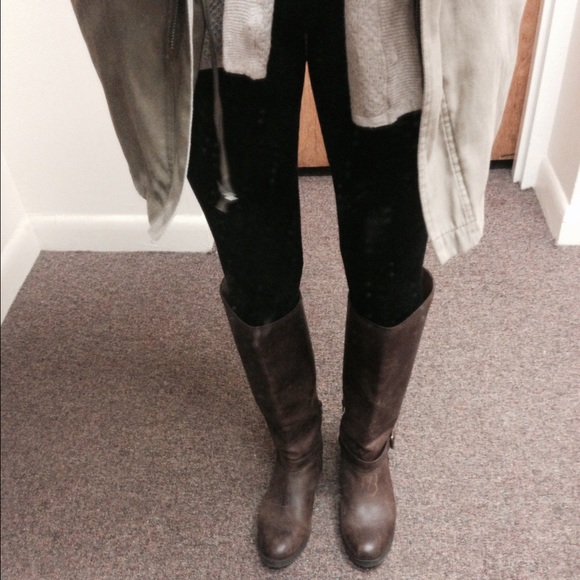 Lucky Brand brown leather riding boots