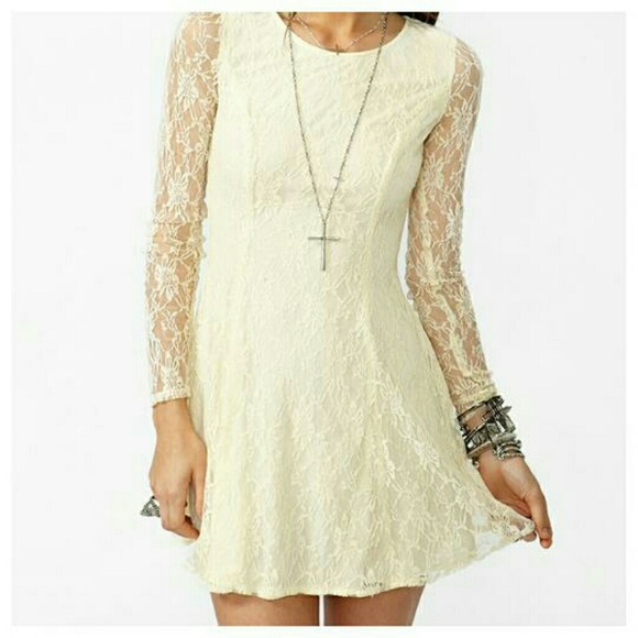 🐠Traded🐠JulietLaceDress - Picture 2 of 3