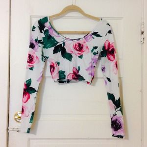 Floral long sleeve crop top