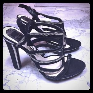 Chain dress sandal
