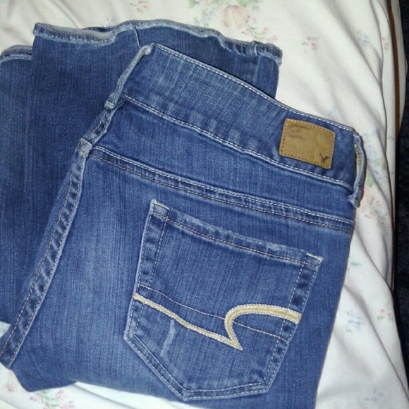 American Eagle flair cut jeans