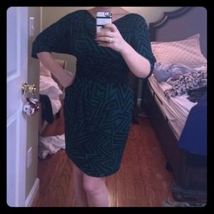 Just Taylor green and black dress