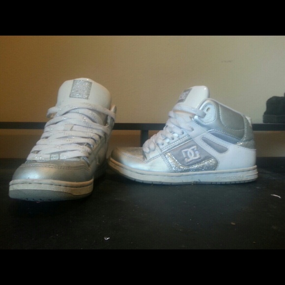 Women's DC high tops!