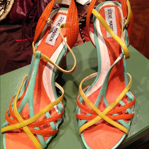 Steve Madden strappy summer wedges