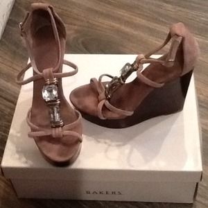 Stone adorned ..petal colored..suede wedge