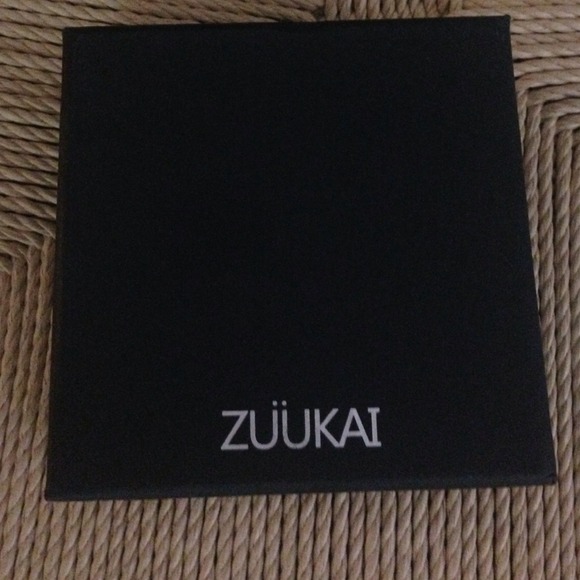 Earrings - Picture 3 of 3