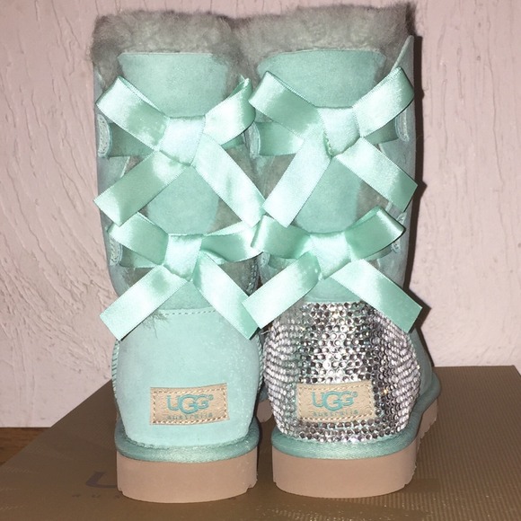 Sold Embellished bling ugg bailey bow tiffany blue - Picture 3 of 3