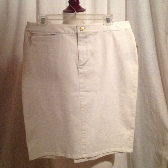 Ralph Lauren off white skirt.