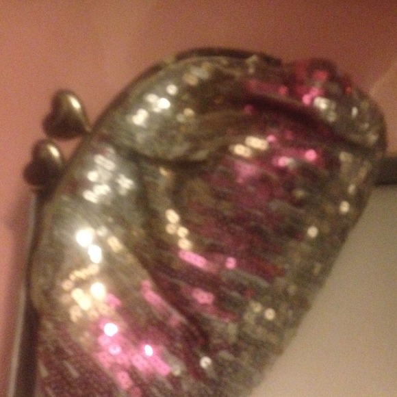 Purse - Picture 2 of 2