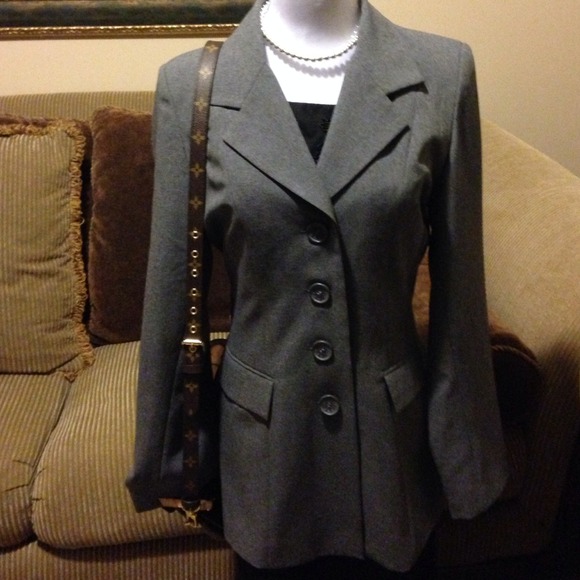 🎀Beautiful gray blazer 👜💕💕💕