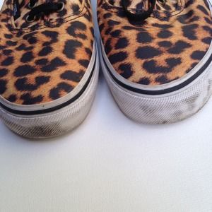 Vans Shoes - ⭐️Host Pick⭐️Leopard Vans Sneakers Vans Shoes - ⭐️Host Pick⭐️Leopard Vans Sneakers
