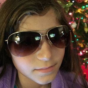 Adorable aviator sunglasses juicy 😎