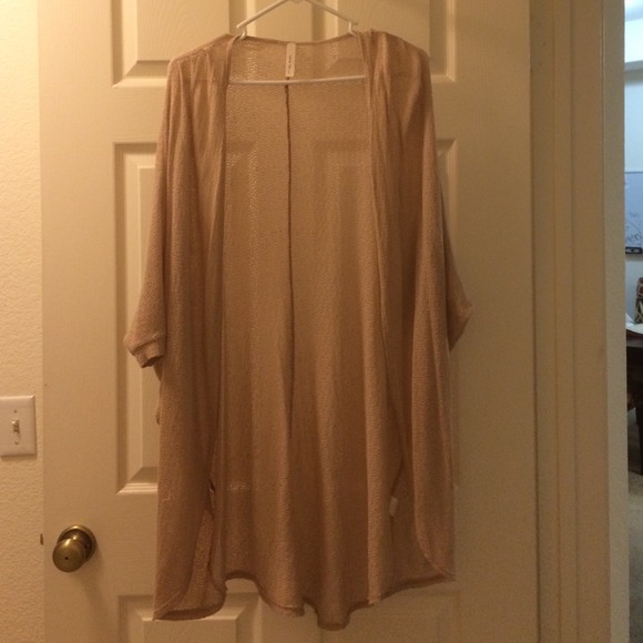 Light pink/nude kimono. Very light weight