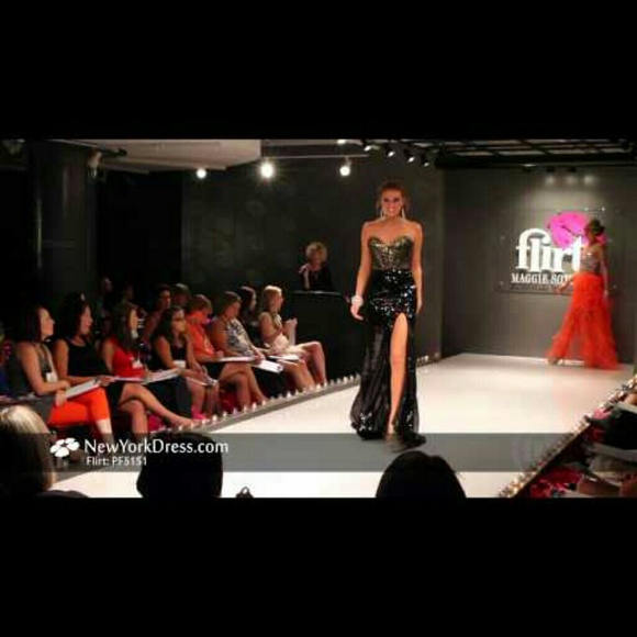 NWT EVENING DRESS - Picture 2 of 3